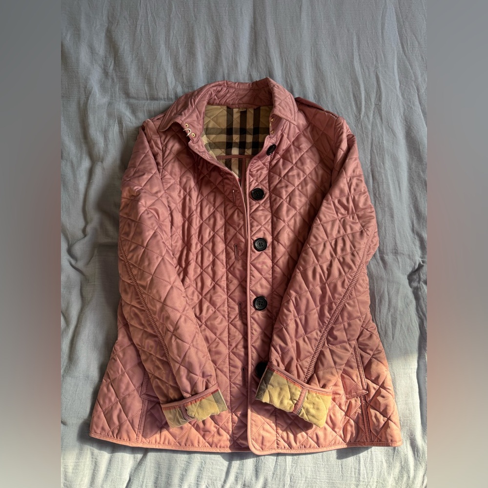 Burberry Ashurst Quilted Womens Jacket in Vintage Rose